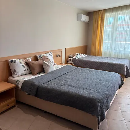 Miramar Palace 615 Daire *