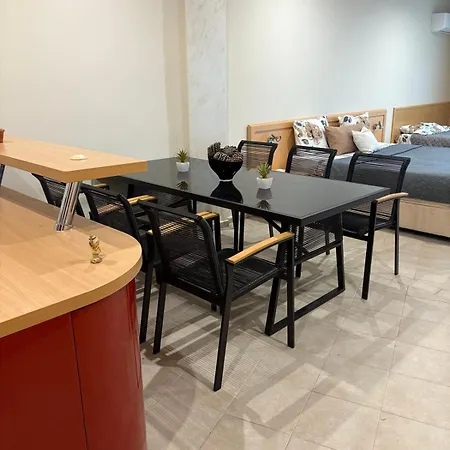Miramar Palace 615
