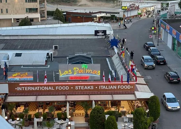 Miramar Palace 615 Apartment